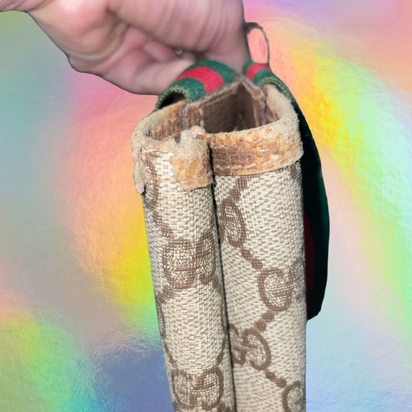 “RePoSh” beautiful Gucci Tote in terrific condition! - Picture 6 of 6